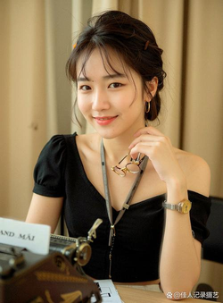 wallpaper胡桃大战史莱姆3d效果